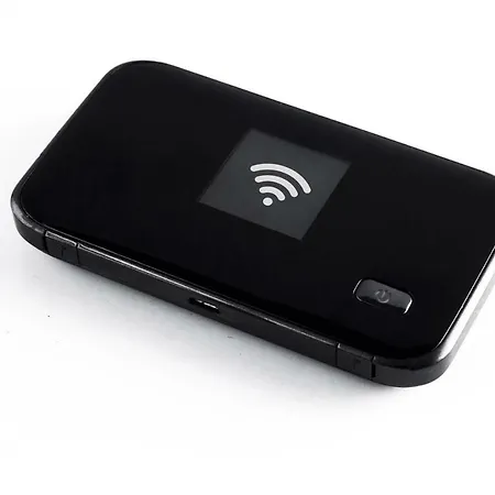 Fiumelatte Sleeps 4 Wifi T790815 公寓